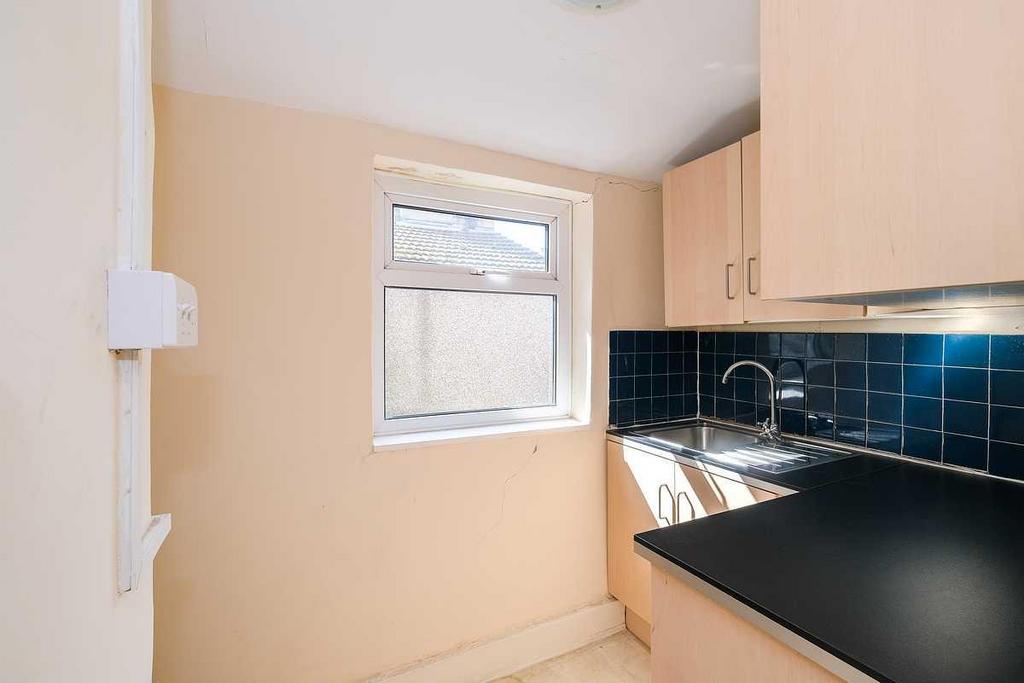 184 Cann Hall Road-14 RSLG.JPG