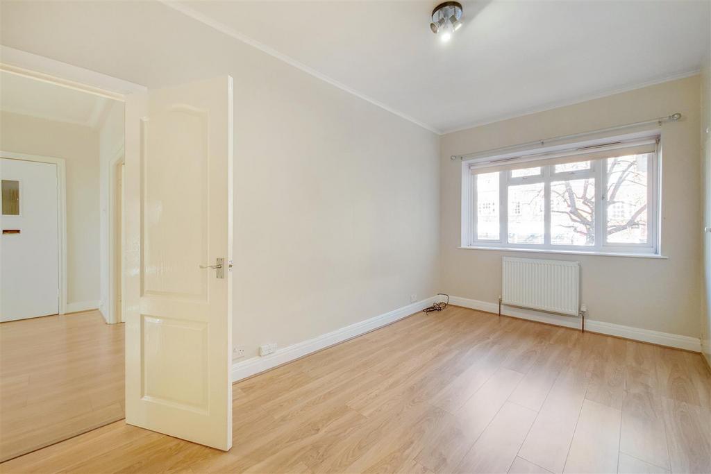 4 Main Bedroom-1.jpg