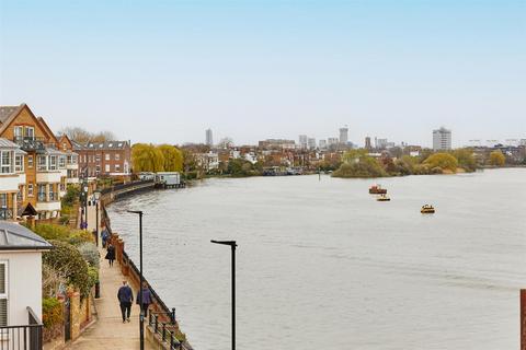 28 Lattimer Place, London, W4 2UB
