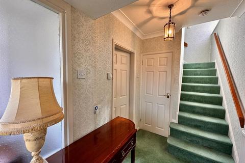 6 Cranley Drive, Codsall, Wolverhampton, WV8 1AS