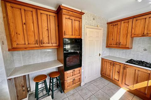 6 Cranley Drive, Codsall, Wolverhampton, WV8 1AS