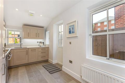 9 Portland Crescent, Marlow, SL7 2FQ