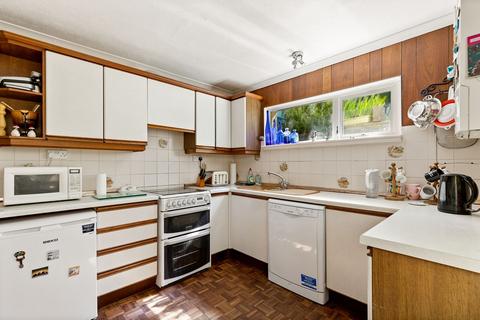 5 bedroom semi-detached house for sale - Folkestone Road, Dover, CT17