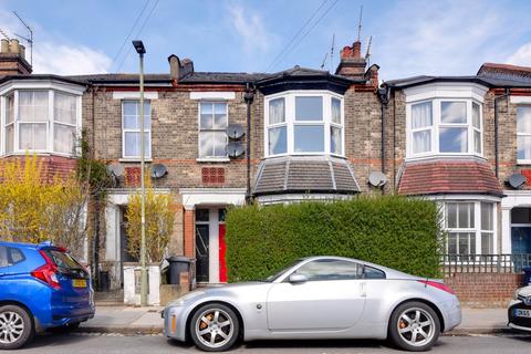 28 Kitchener Road, London, N2 8AS
