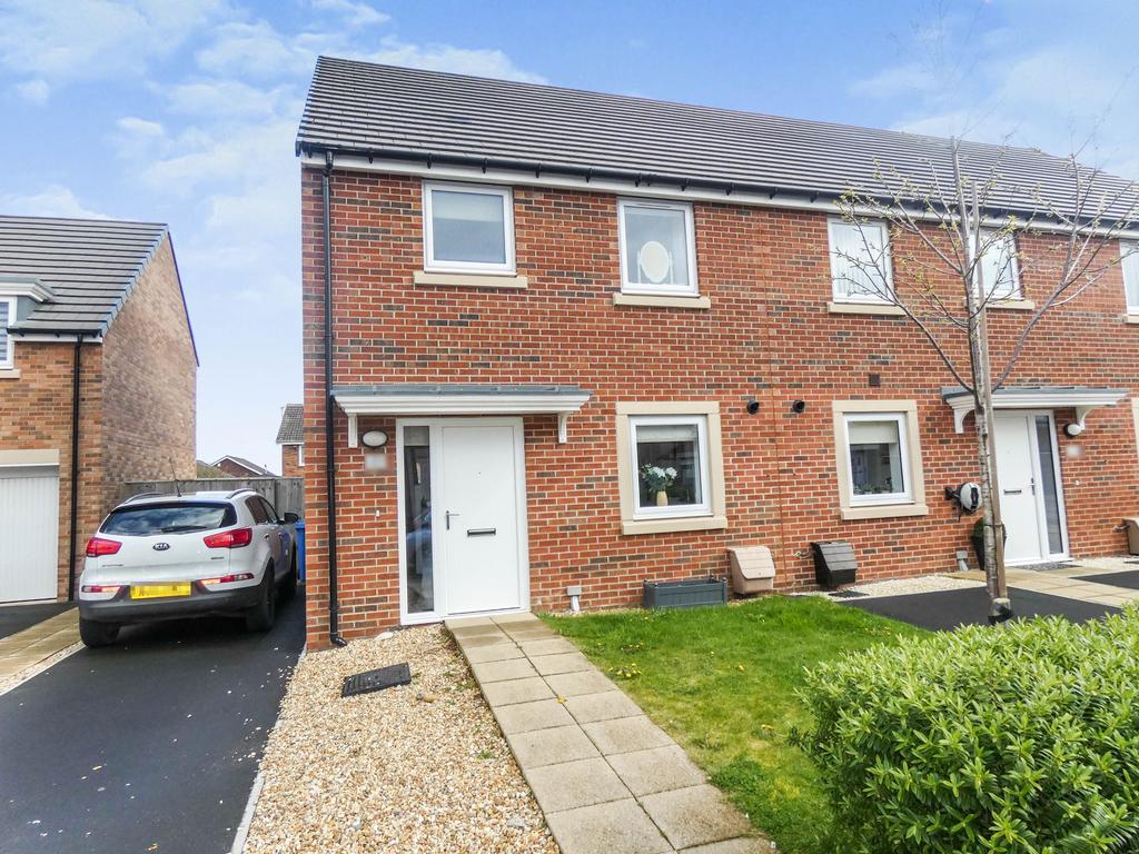 Farm Drive, Blyth, Blyth, Northumberland, NE24 3BU 3 bed terraced house