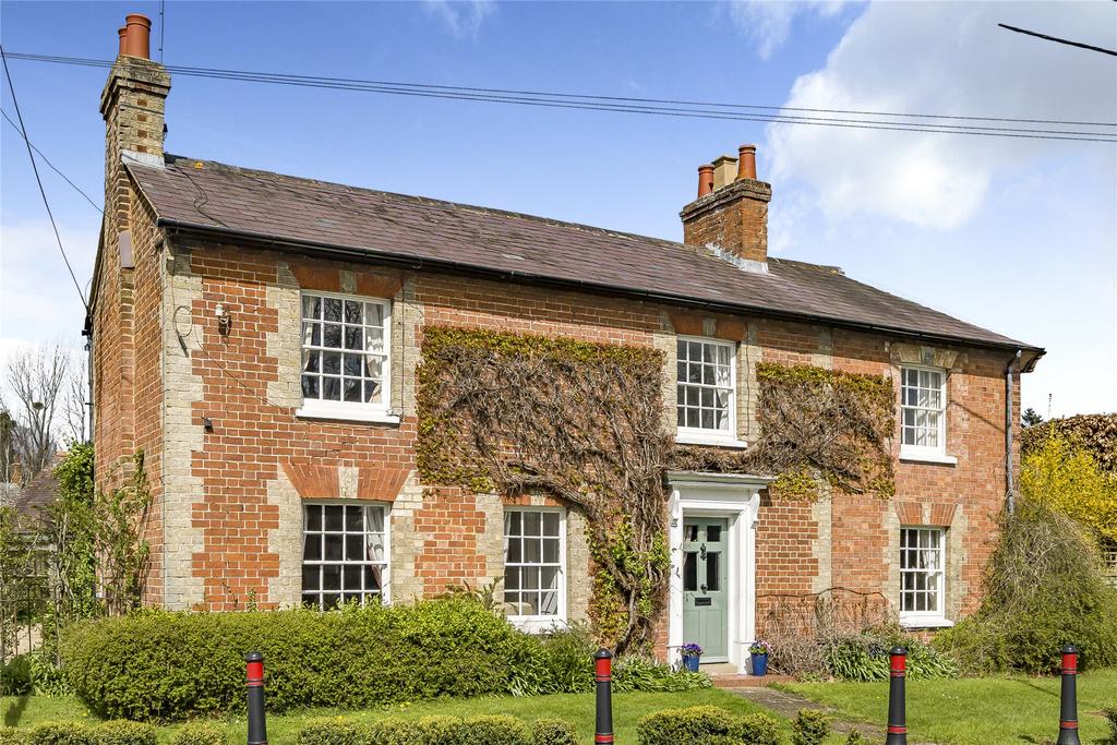 Marroway, Weston Turville, Aylesbury, Buckinghamshire, HP22 4 bed