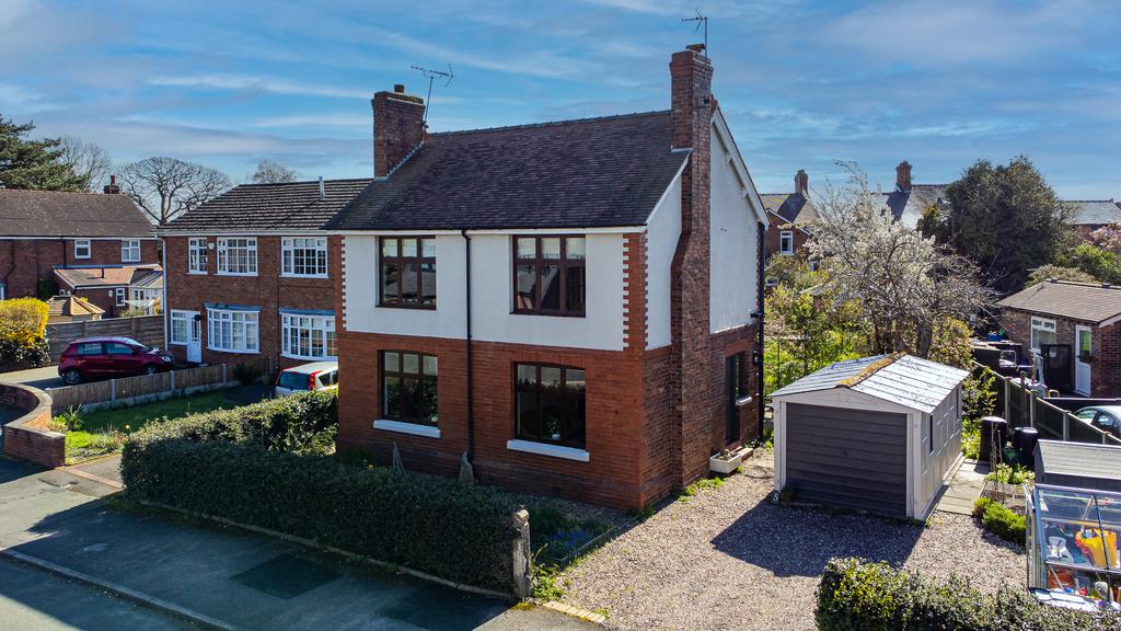 King Street, Elworth, Sandbach, CW11 4 bed detached house for sale £