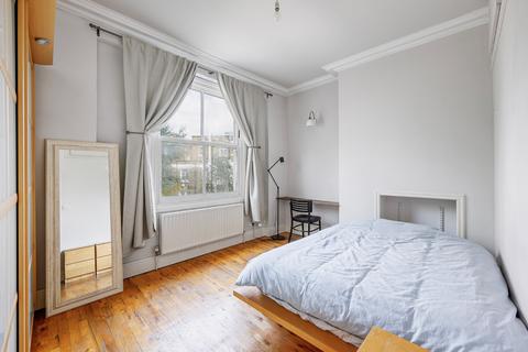 2 bedroom apartment to rent, Warwick Gardens, Kensington, W14