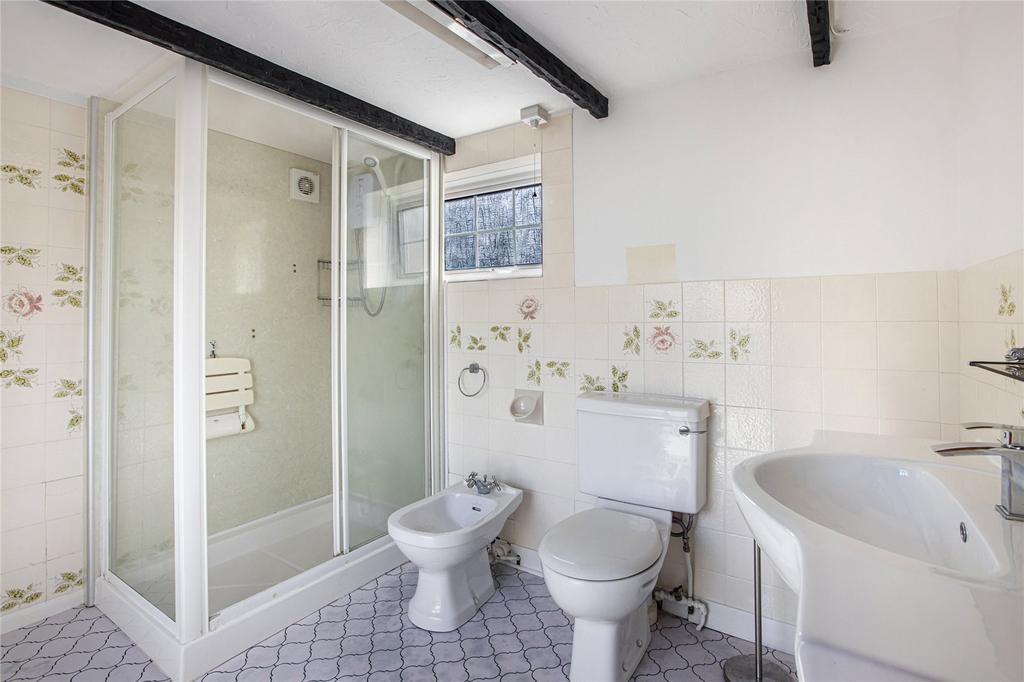 Pine Shower Room