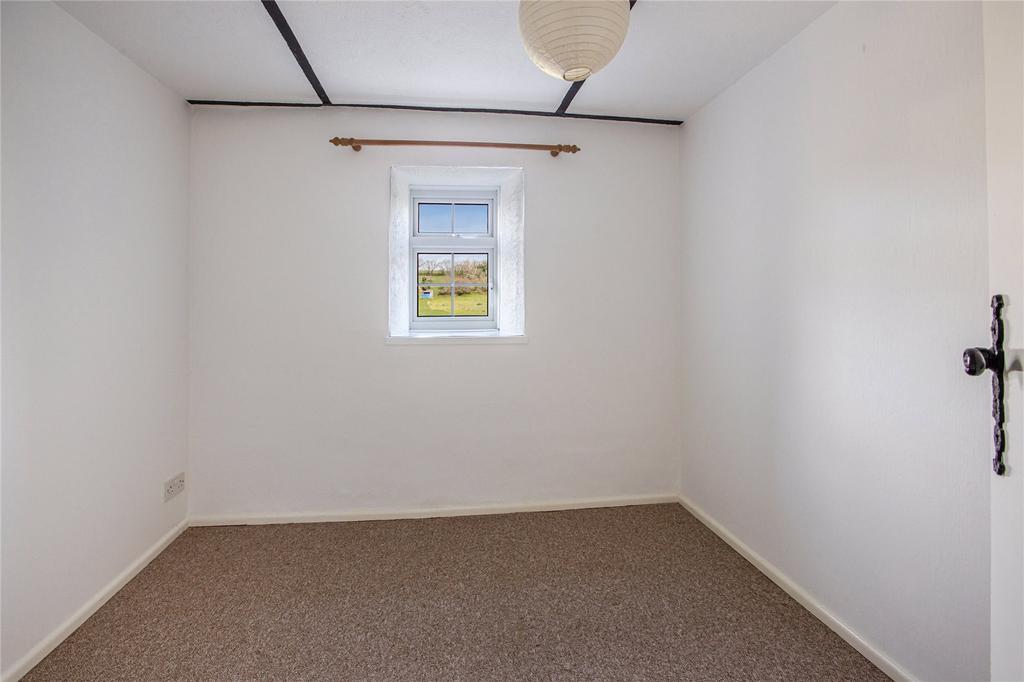 Pine Bedroom 2
