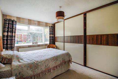 145 Ffordd Derwen, Rhyl, LL18 2RN