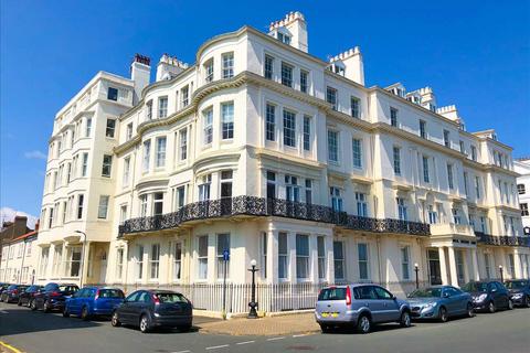 1 bedroom apartment for sale, Royal Crescent Court, Filey