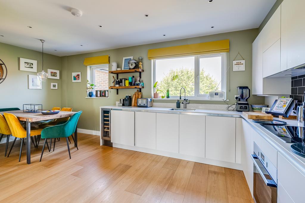 Kitchen-Dining Area