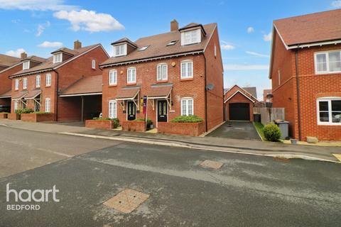 57 Cantley Road, Great Denham, Bedford, MK40 4RX