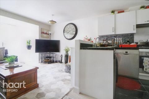 57 Cantley Road, Great Denham, Bedford, MK40 4RX