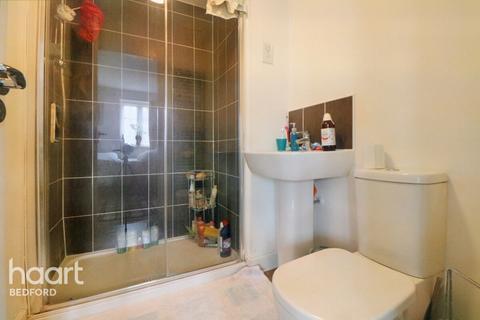 57 Cantley Road, Great Denham, Bedford, MK40 4RX