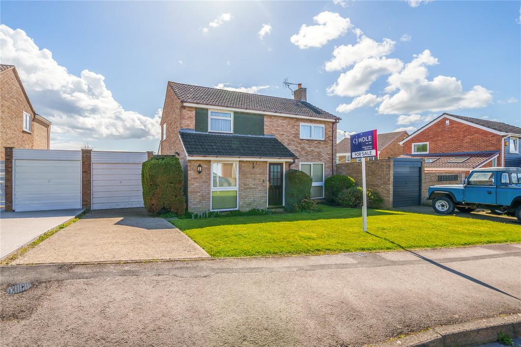 Hilltop Road, Cheltenham, GL50 3 bed detached house for sale £435,000