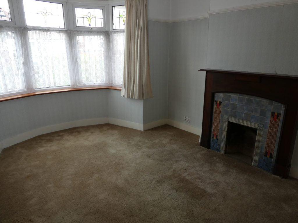 Grosvenor Drive Hornchurch, rm11 1pn 3 bed end of terrace house for