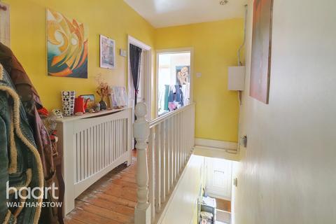 60 Theydon Street, Walthamstow, London, E17 8EL