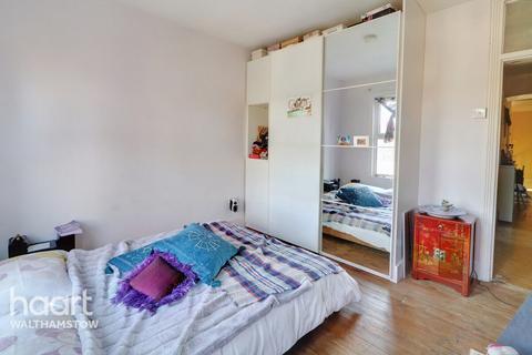 60 Theydon Street, Walthamstow, London, E17 8EL