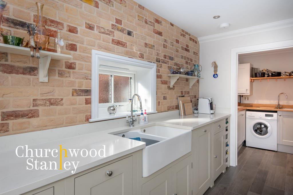 Kitchen to utility