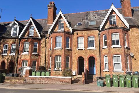 1 bedroom apartment to rent, York Road, Guildford, Surrey, GU1