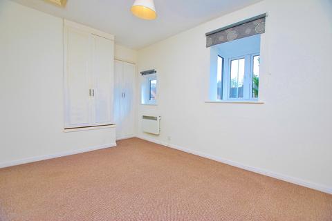 1 bedroom end of terrace house to rent, Ockley Court, Guildford, Surrey, GU4