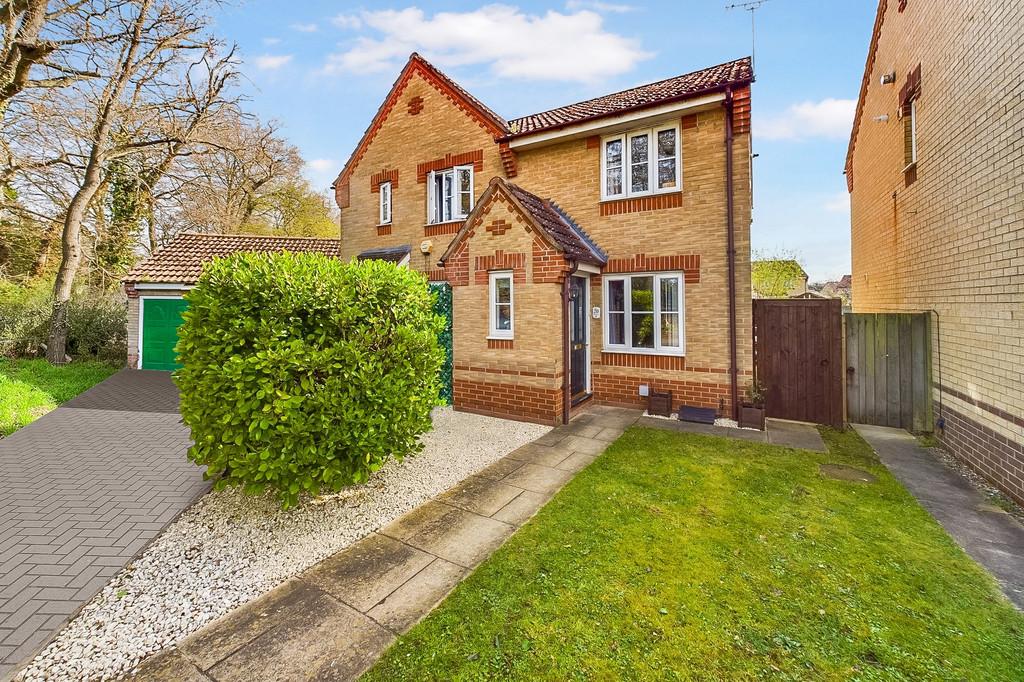 Heartsease Road, Thetford 2 bed semidetached house £200,000