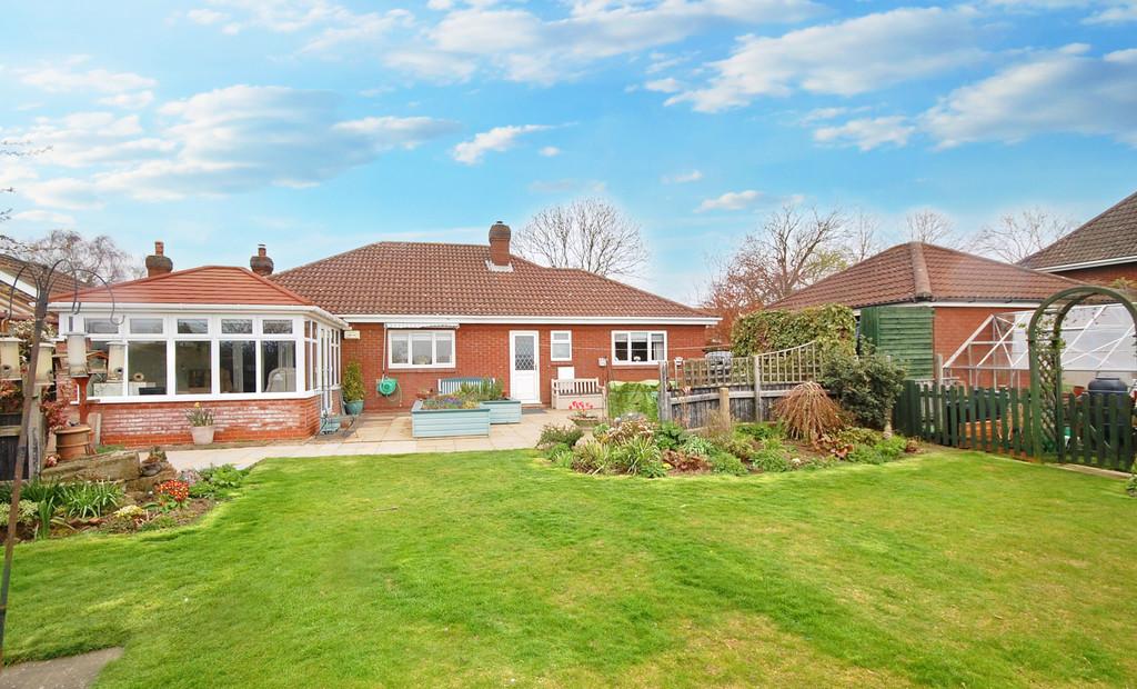 Station Road North Thoresby Dn36 5qs 3 Bed Detached Bungalow For Sale