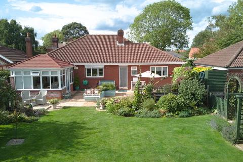 3 bedroom detached bungalow for sale, Station Road, North Thoresby DN36 5QS