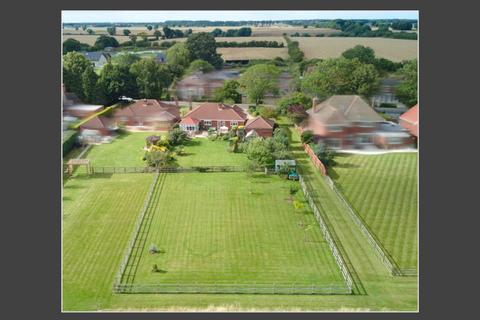 3 bedroom detached bungalow for sale, Station Road, North Thoresby DN36 5QS