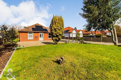 2 bedroom detached bungalow for sale, Yarmouth Road, Broome, Bungay