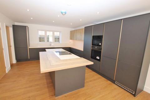 4 bedroom detached house for sale, HOLTON ROAD, NETTLETON