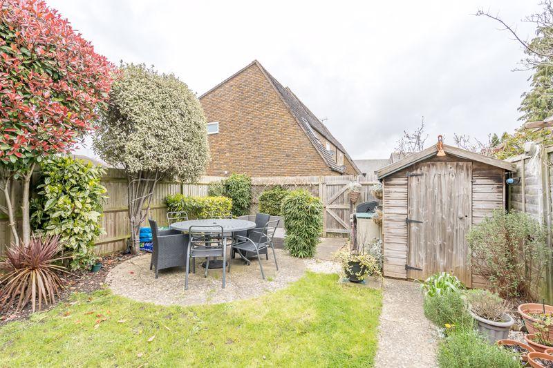 Lloyd Road, Chichester 3 bed end of terrace house £375,000