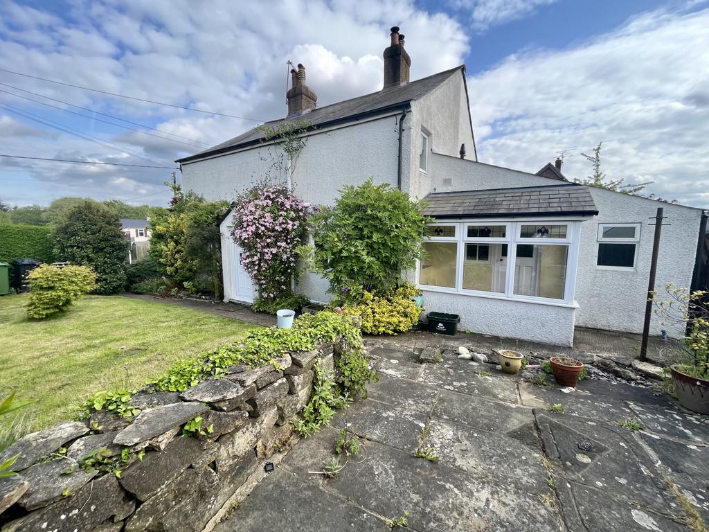 North Road, Broadwell, Coleford, GL16 7BX 2 bed semidetached house for