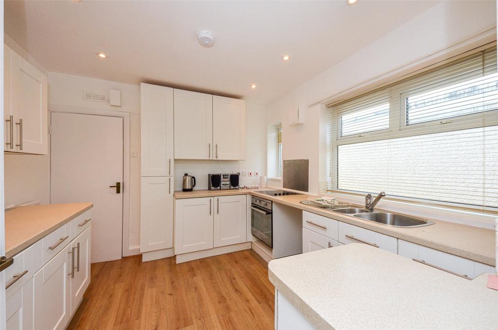 Penlon, Menai Bridge, Isle of Anglesey, LL59 4 bed bungalow for sale