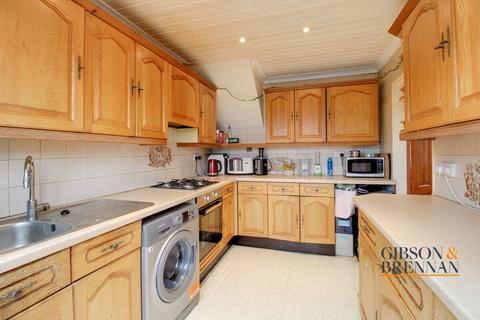 3 bedroom terraced house for sale - Ballards Walk, Basildon, SS15