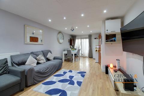 84 Ballards Walk, Basildon, SS15 5HP