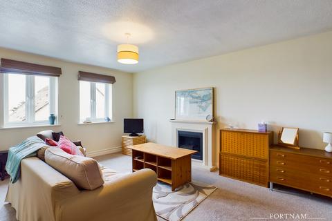 2 bedroom flat for sale, Hammonds Mead, Charmouth, DT6