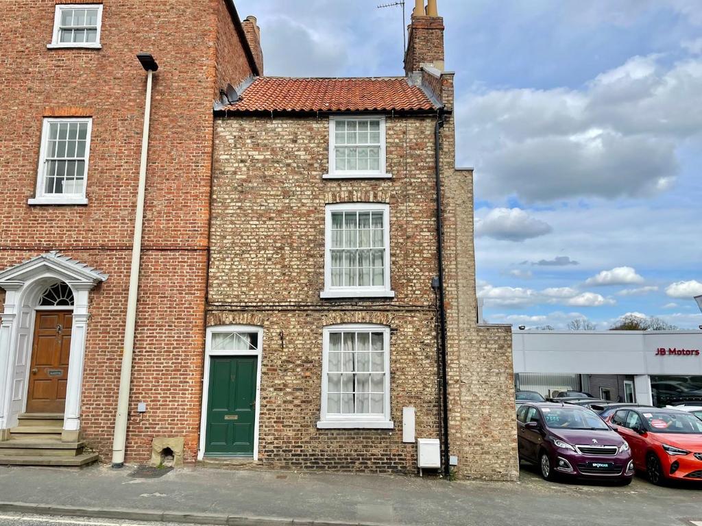 Newbiggin, Malton 3 bed house for sale £230,000