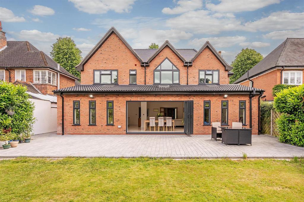 Silhill Hall Road, Solihull 5 bed detached house £1,200,000