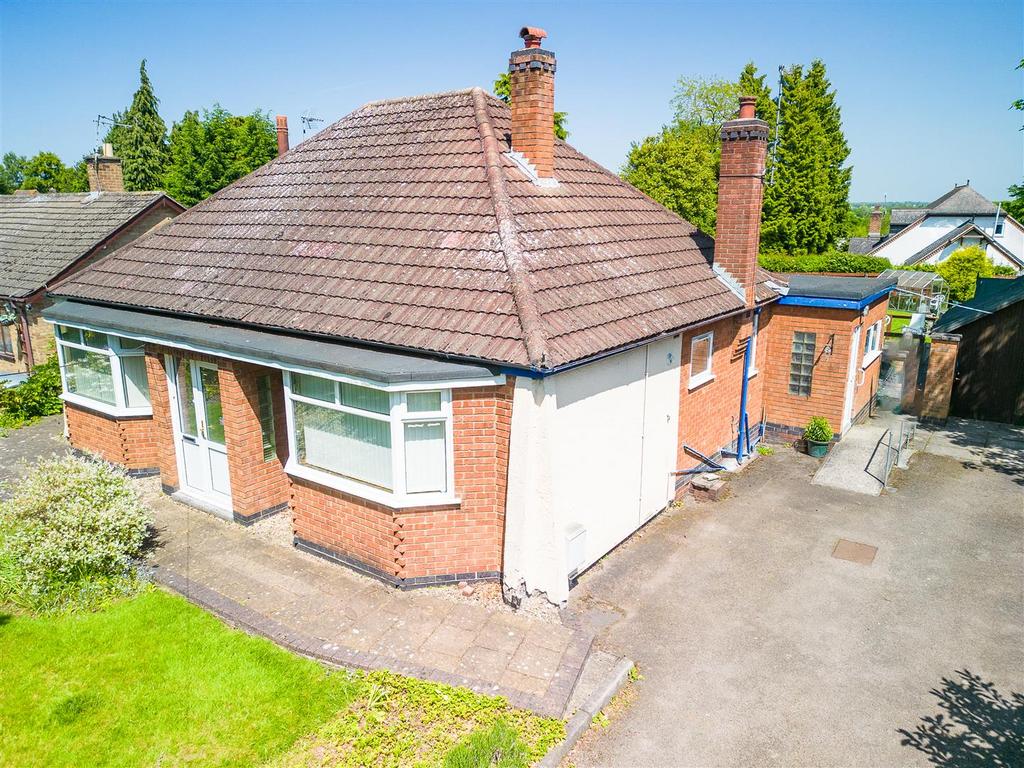 Burbage Road, Burbage, Hinckley 3 bed detached bungalow for sale £425,000