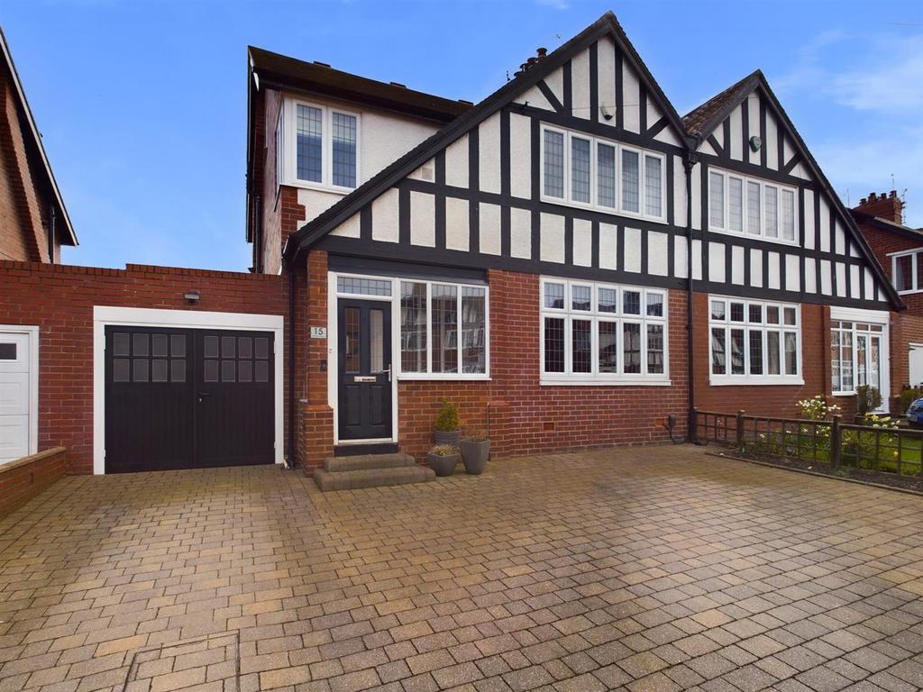 St. Marys Avenue, Whitley Bay 4 bed semidetached house £670,000