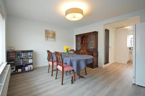 1 Beadon Drive, Braintree, CM7 1DS