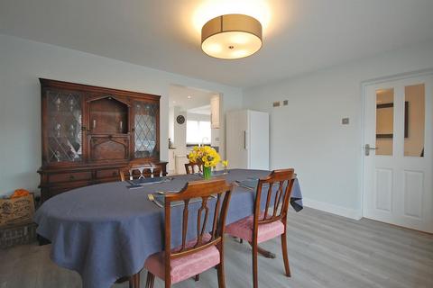 1 Beadon Drive, Braintree, CM7 1DS