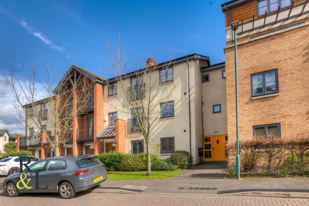 Deane Road, Wilford, Nottingham 2 bed apartment for sale £175,000