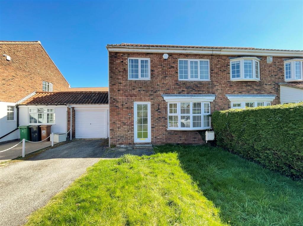 Greenlea, Elwick, Hartlepool 3 bed semidetached house £750 pcm (£173 pw)
