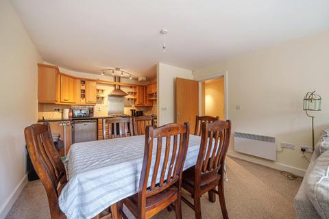 2 Brodwell Grange, Leeds, LS18 4AU