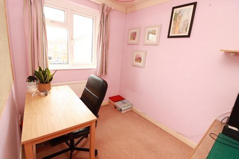 33 Lancaster Road, Yate, Bristol, BS37 5SX