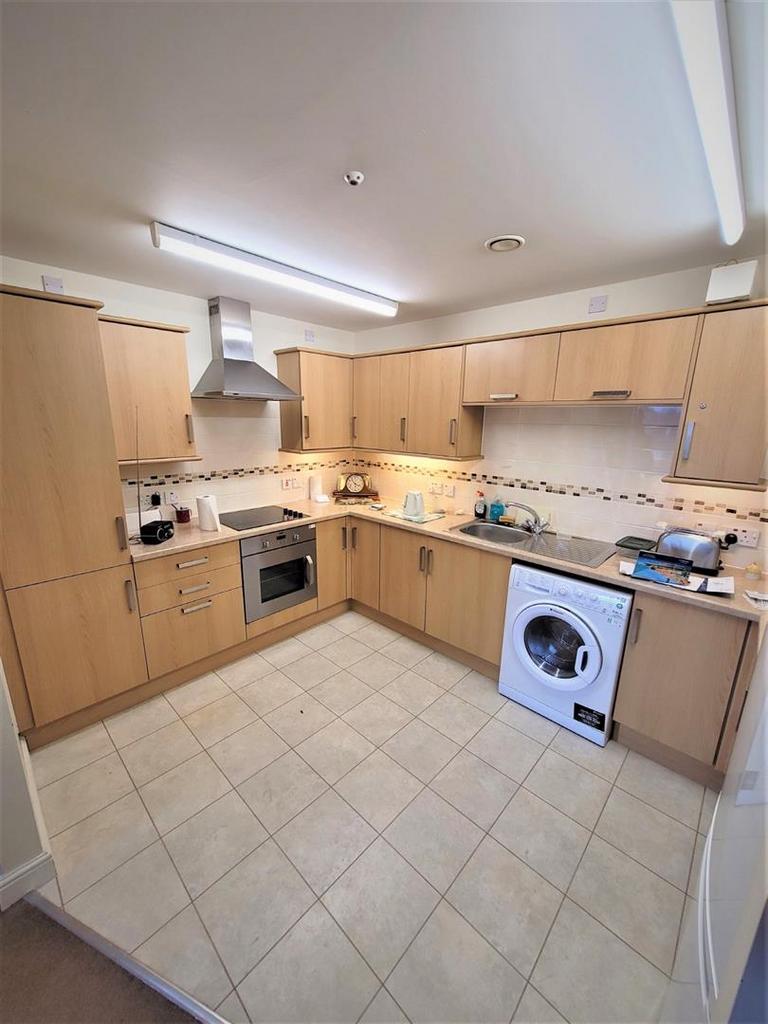 Greenwich Drive North, Derby DE22 2 bed apartment £142,500